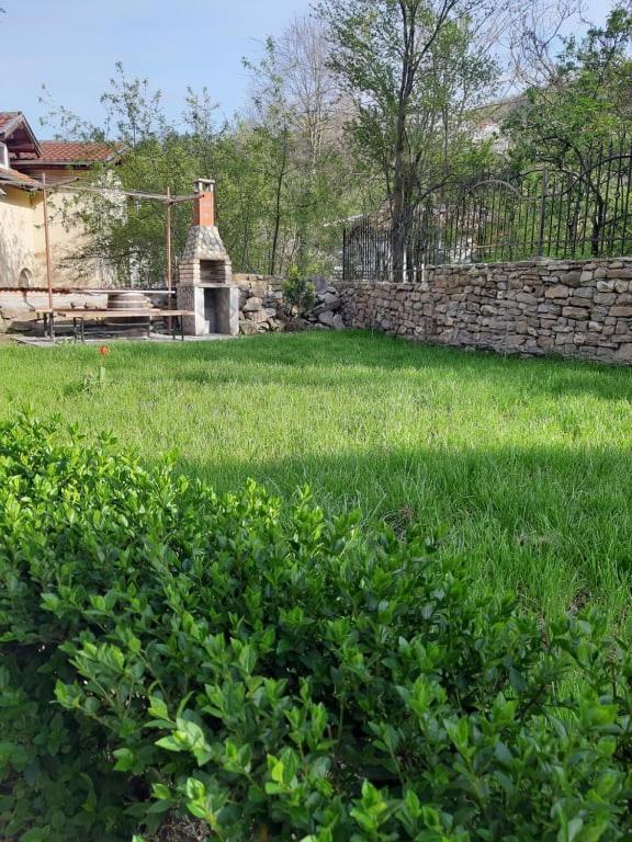 Tsarevets Apartament-Veliko Tŭrnovo Eksteriør bilde
